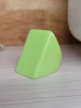 LIME GREEN BOLD STATEMENT RING